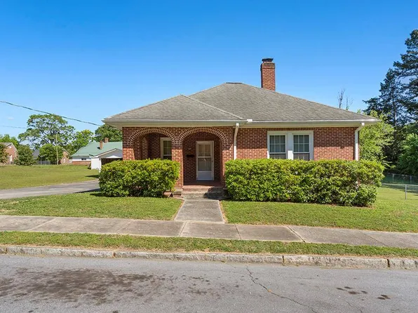 505 Saco Ave, Greenwood, SC 29646
