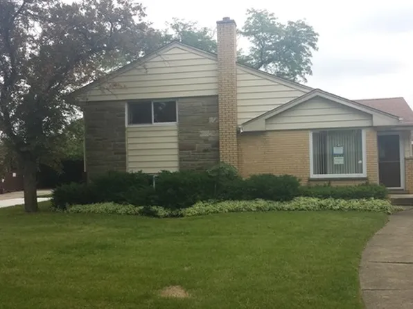 8513 W Crain St, Niles, IL 60714