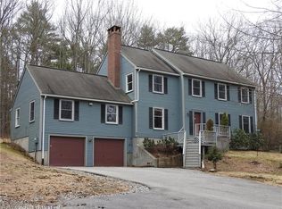 2 Bears Run Rd, Freeport, ME 04032