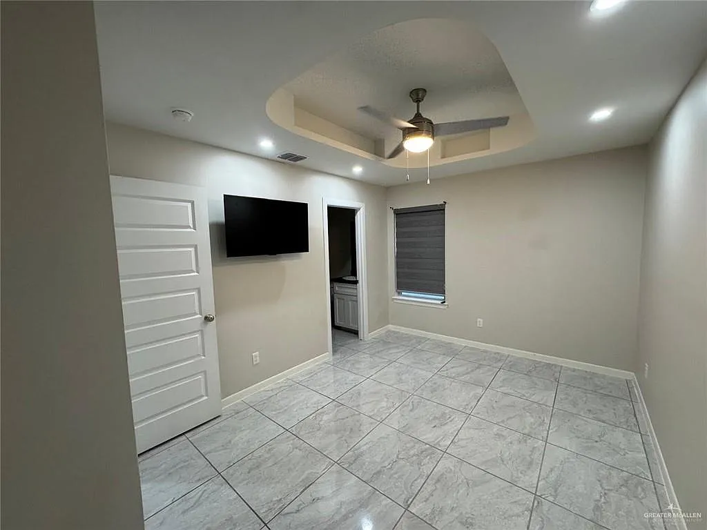 2 bed, 2.0 bath, 960 sqft, $1,100 — Photo 4