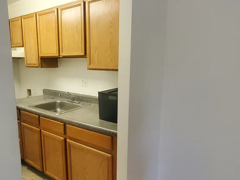 5317 E St SE #745 — Photo 3