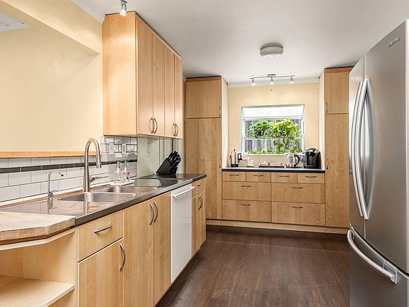 2nd image of 5642 Yerba Buena Road