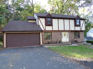 838 Green Ridge Cir, Feasterville Trevose, PA 19053