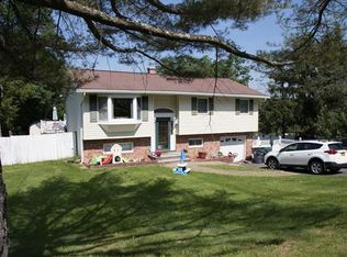 9 Greene Rd, Monroe, NY 10950