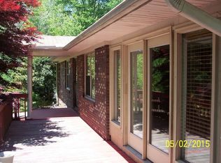 114 Sunflower Ln, Hayesville, NC 28904