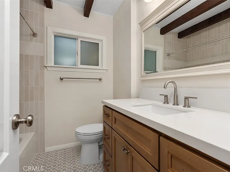 31726 Virginia Way — Photo 24