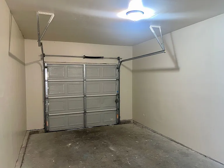 66 Darwin Dr — Photo 14