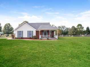 229 Cedar Creek Cir, New Market, AL 35761