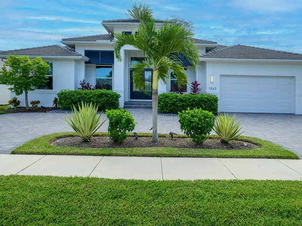 1343 Freeport Ave, Marco Island, FL 34145