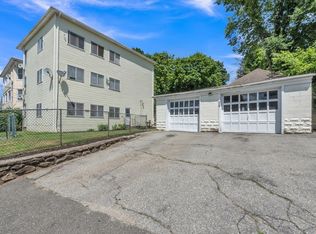 125 Cross St, Southbridge, MA 01550