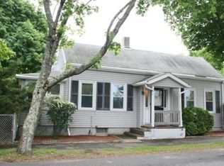 34 Appleton St, Saugus, MA 01906