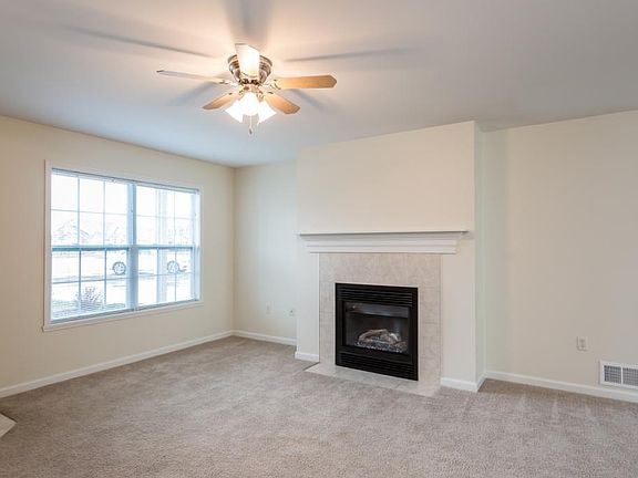 3rd image of 6362 Winding Creek Way