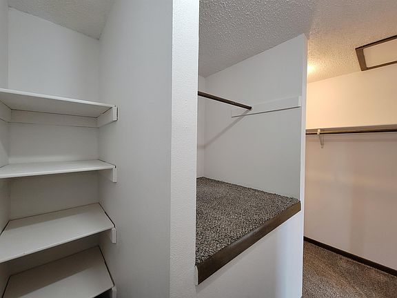 5th image of 518 Barnett Dr
