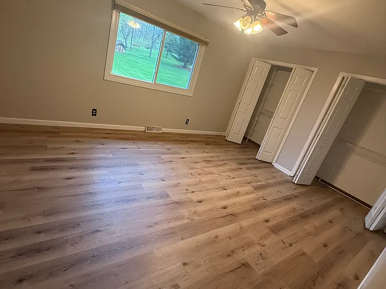 5N087 Mary Ct — Photo 7
