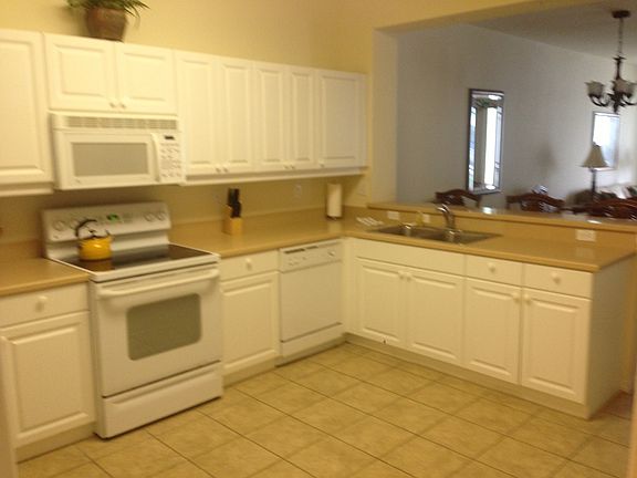 4th image of 5125 Melbourne St Unit 7101