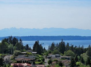1226 Skyline Dr, Edmonds, WA 98020