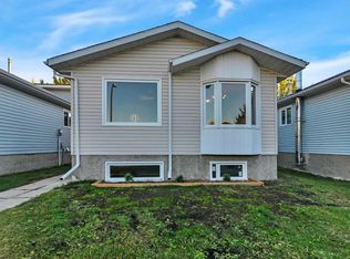 65 NW Roberts Cres, Red Deer, AB T4P 3K7