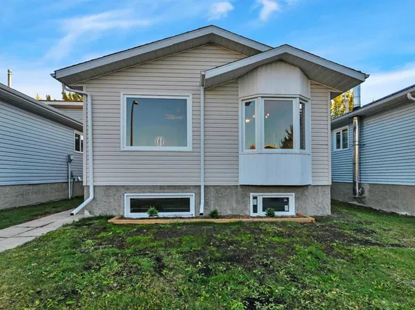 65 NW Roberts Cres, Red Deer, AB T4P 3K7