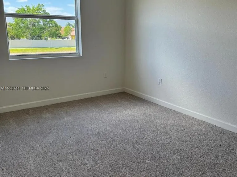 18426 SW 2nd St #18426 — Photo 6