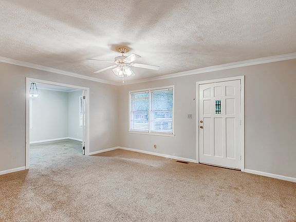 5th image of 3521 W Elmwood Cir