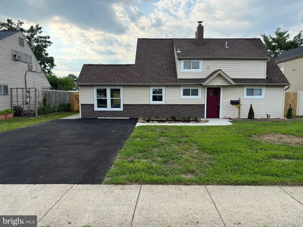 75 Ivy Hill Rd, Levittown, PA 19057