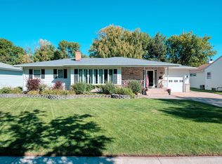 1106 18th St NW, East Grand Forks, MN 56721