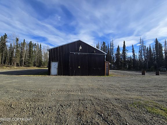 3rd image of 39298 Kalifornsky Beach Rd