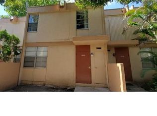 6114 SW 68th St #52, South Miami, FL 33143