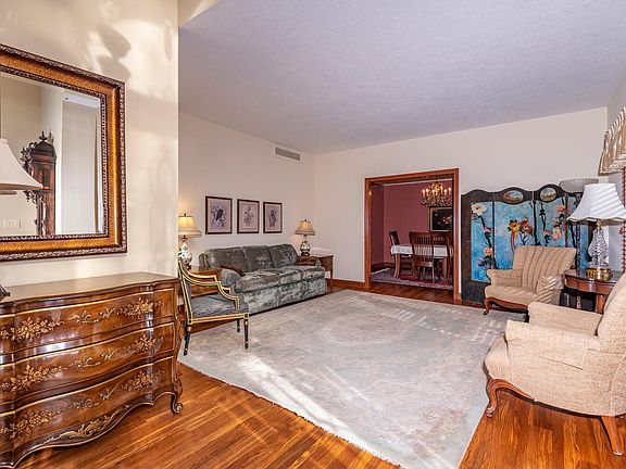 3rd image of 3703 E Chaudion Ct
