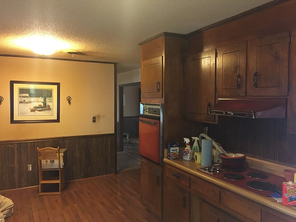 2nd image of 169 Sarratt Creek Rd
