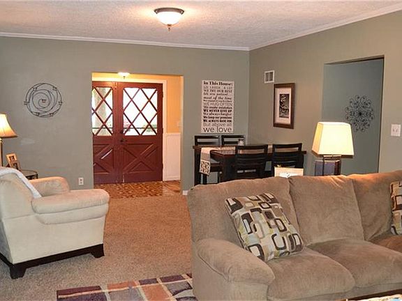 5th image of 154 Crescent St