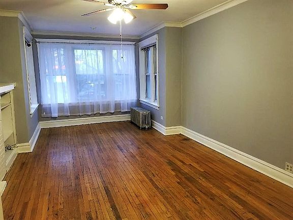 4th image of 2226 W Logan Blvd #2