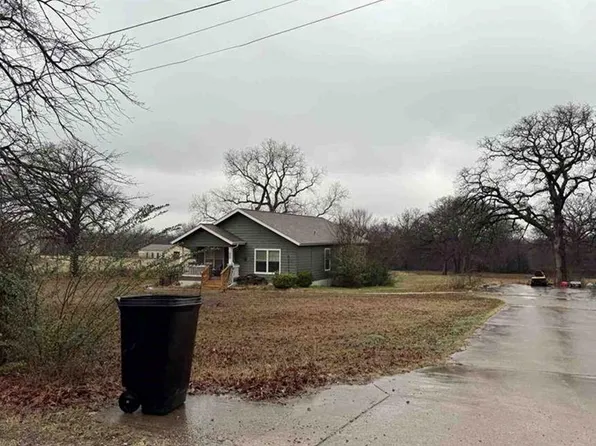 2130 Tarver Rd, Burleson, TX 76028