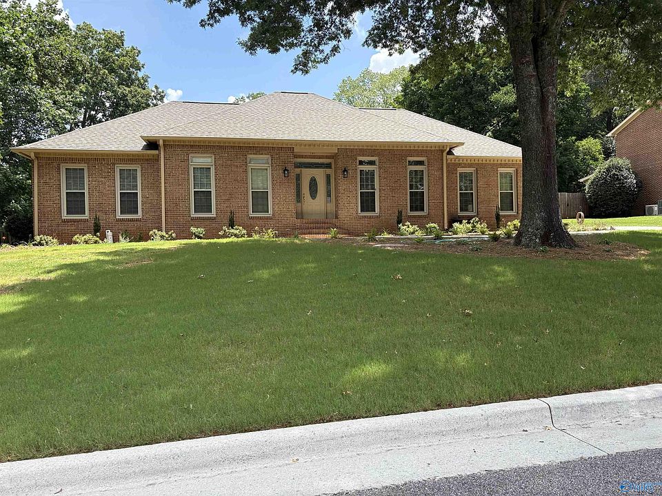 1st image of 101 Hartington Dr