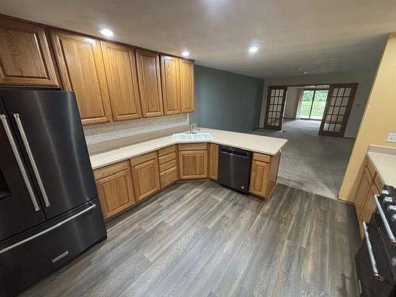 4th image of 12045 Summit Ct