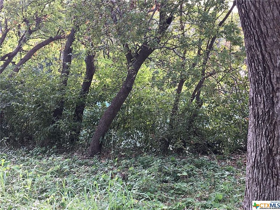 1st image of 280 Deer Slayer Dr