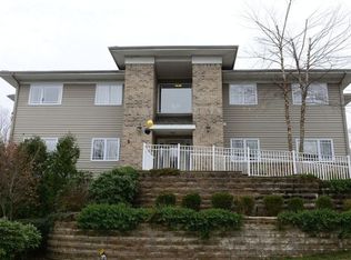 8 Breckenridge Ter, Kinnelon, NJ 07405