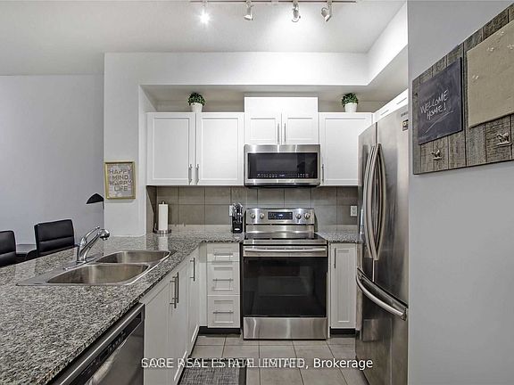 3rd image of 16 Yonge St #314