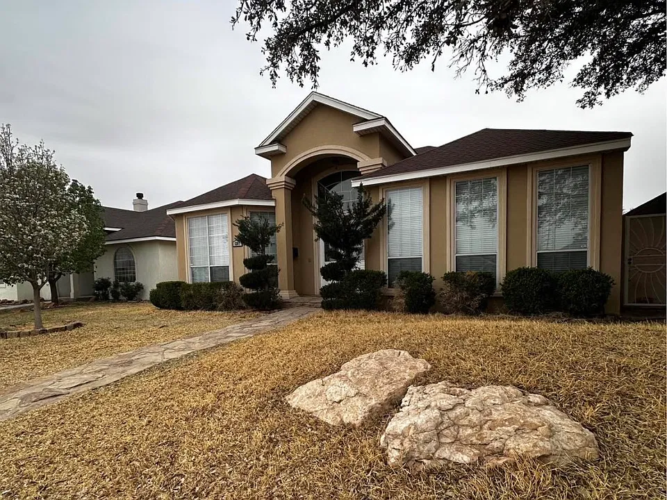 1207 French Ave