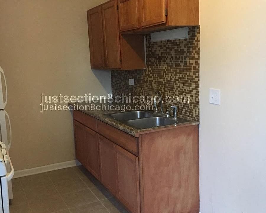 1st image of 6900 S Michigan Ave #69063