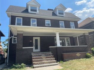 1843 Farmington Rd, East Cleveland, OH 44112