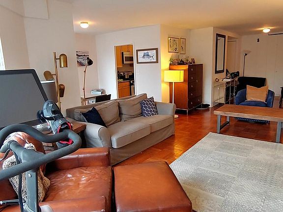 4th image of 245 E 63rd St APT 20J