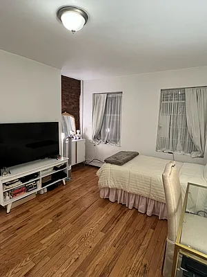 Rented by Jack B Shapiro | media 5