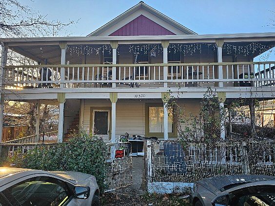 1st image of 18520 Pine St