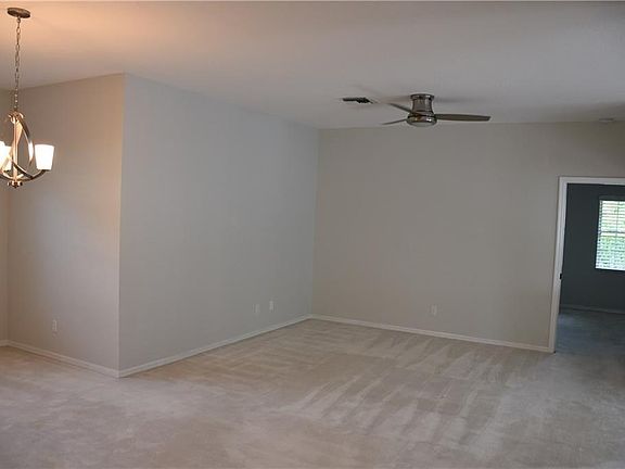 5th image of 334 Tamarind Pl