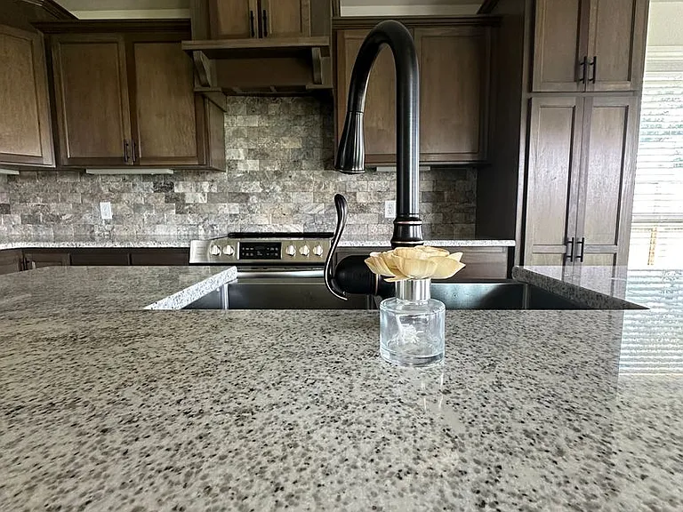 1505 Northridge Dr E — Photo 14