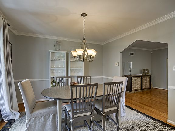 5th image of 7721 Mercier St