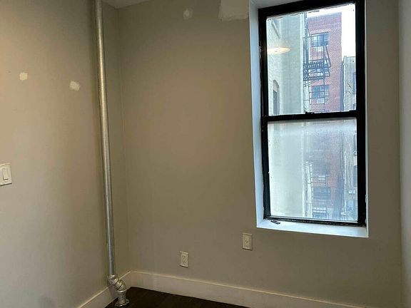 4th image of 112 E 103rd St #22A