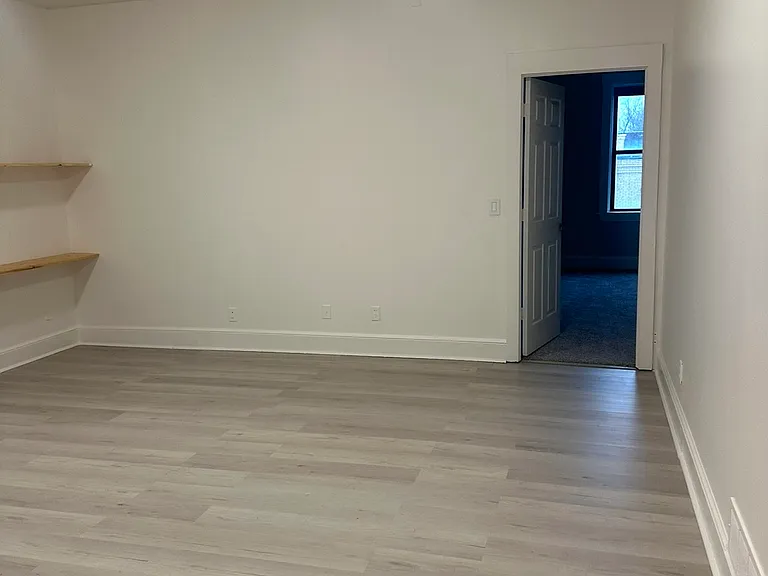 3920 Lorain Ave #3 — Photo 5