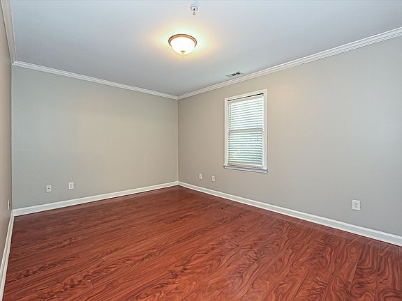 4th image of 7245 City View Dr